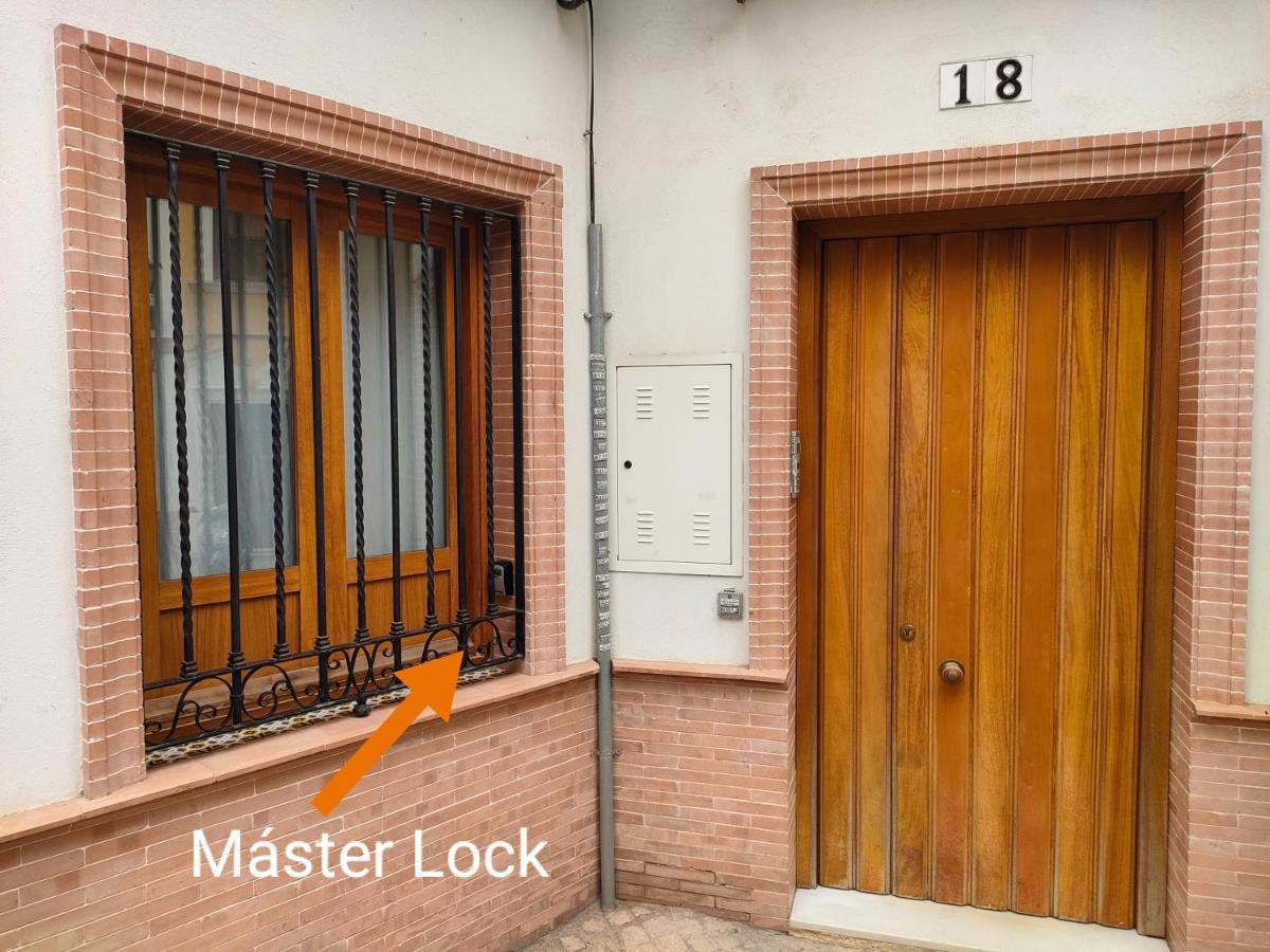 Descubrehome Postigo Inner Patio — Photos 2